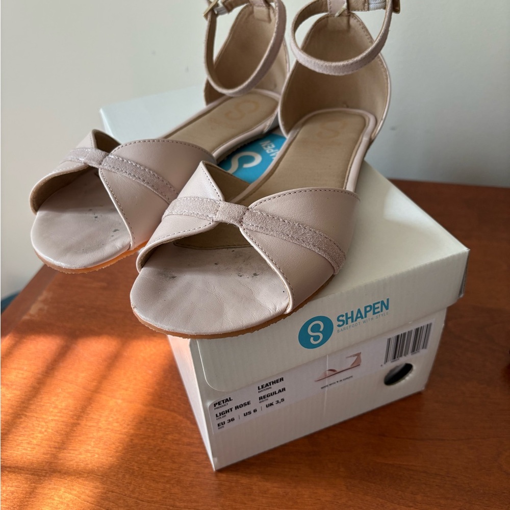 Women's Beige Sandals